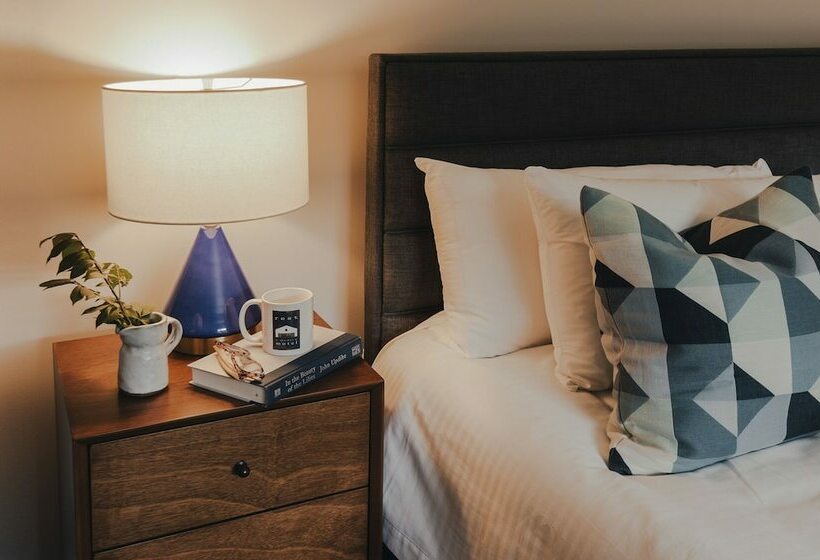 חדר דלוקס עם נוף להרים, Rest   A Modern Motel