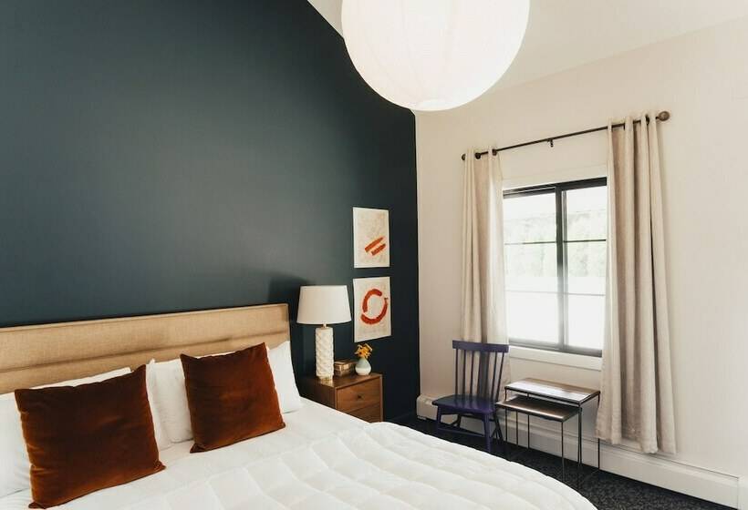 マウンテンビューデラックスルーム, Rest   A Modern Motel