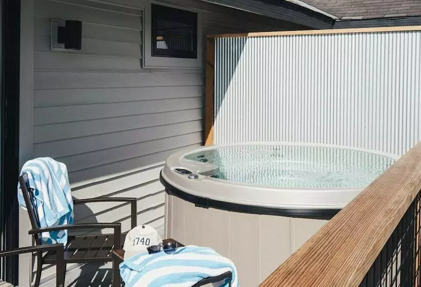 マウンテンビューデラックスルーム, Rest A Modern Motel