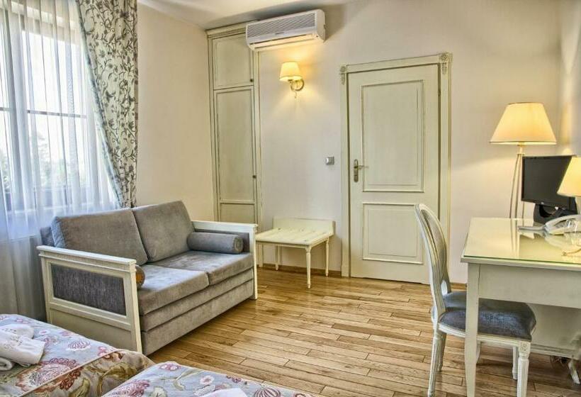 スタンダードトリプルルーム, Villa Estera Hotel & Restauracja