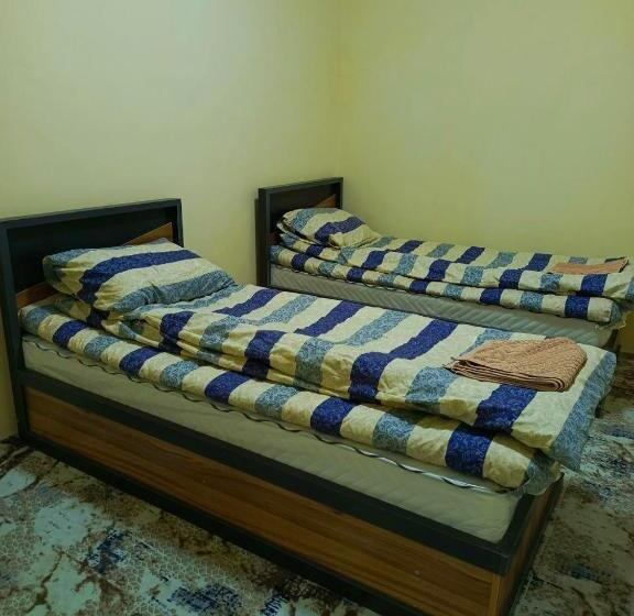 Standardrum, Adora Hostel Paid Airport Pick Up And Drop Off Guide Services!