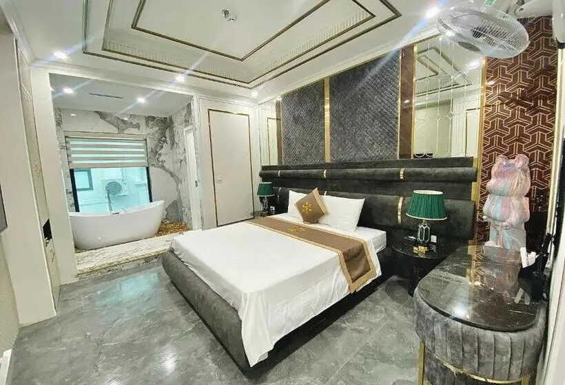 Deluxe Suite King Bed, Bao Ngoc Hotel Pháp Vân