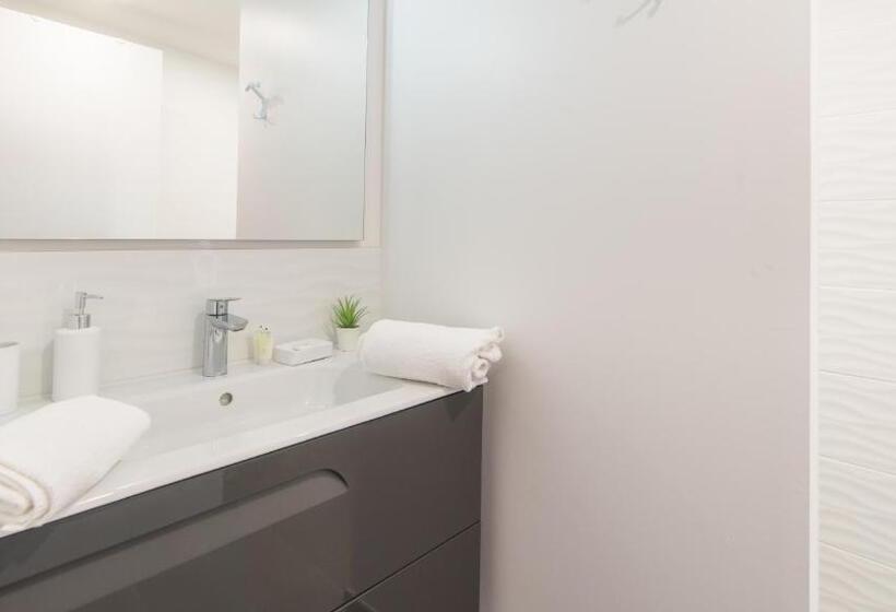 اتاق استاندارد, La Chambre Sweety