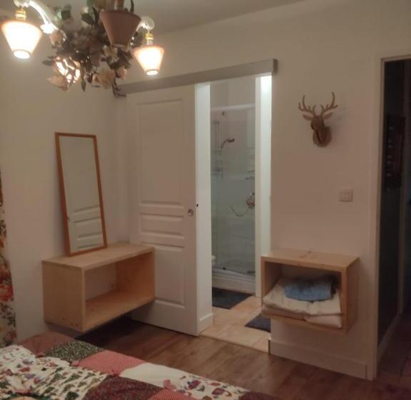 Номер Стандарт, La Frênaie