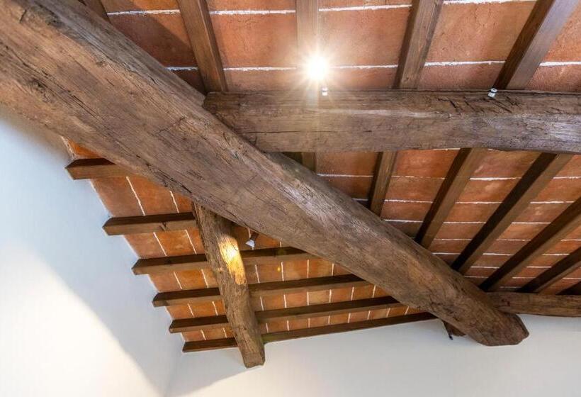 غرفة قياسية مطلّة علي البحيرة, Podere La Casella