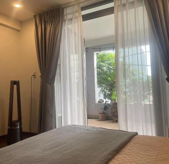 اتاق استاندارد با بالکن, Homestay Bối Bối
