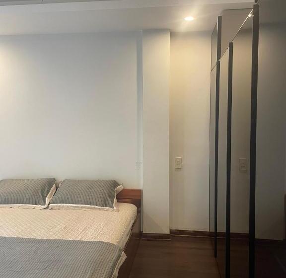 اتاق استاندارد با بالکن, Homestay Bối Bối