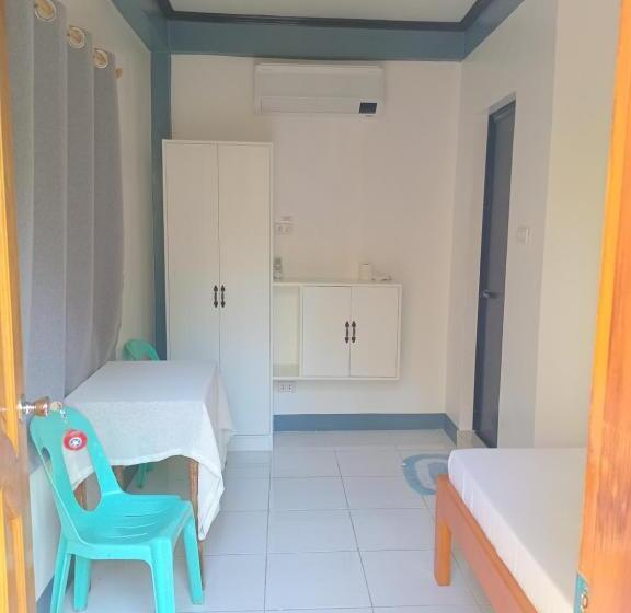 Pokój Rodzinny, Sajumseco Mpc Inn