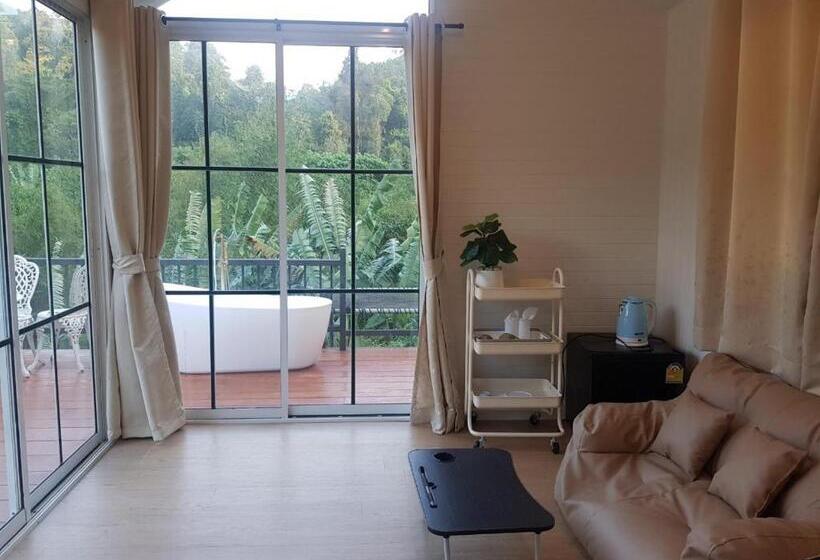 Quarto Estandar, The Pubpa Backyard