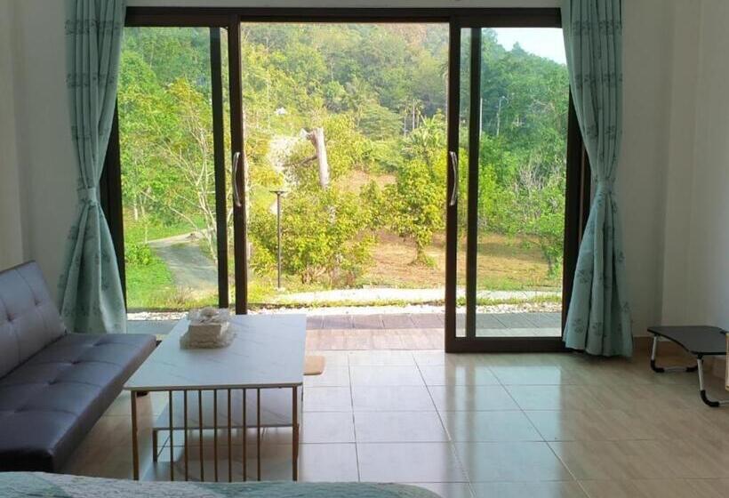 Suíte Familiar, The Pubpa Backyard