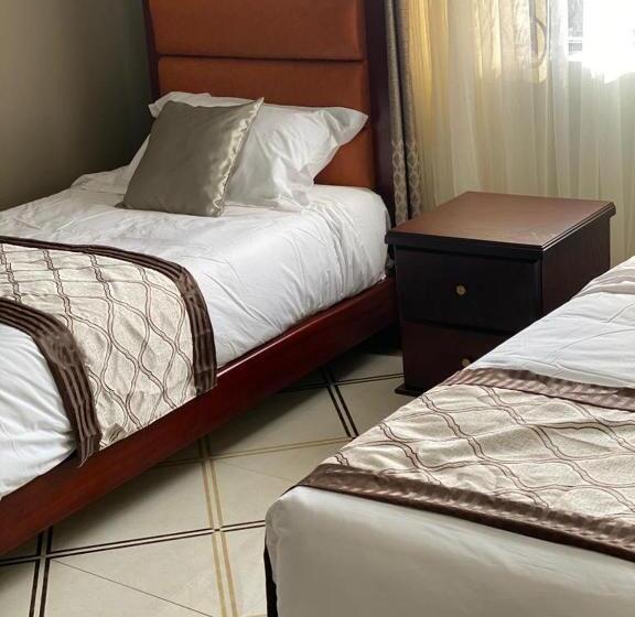 اتاق استاندارد, Serene Courts Hotel Kitende Uganda