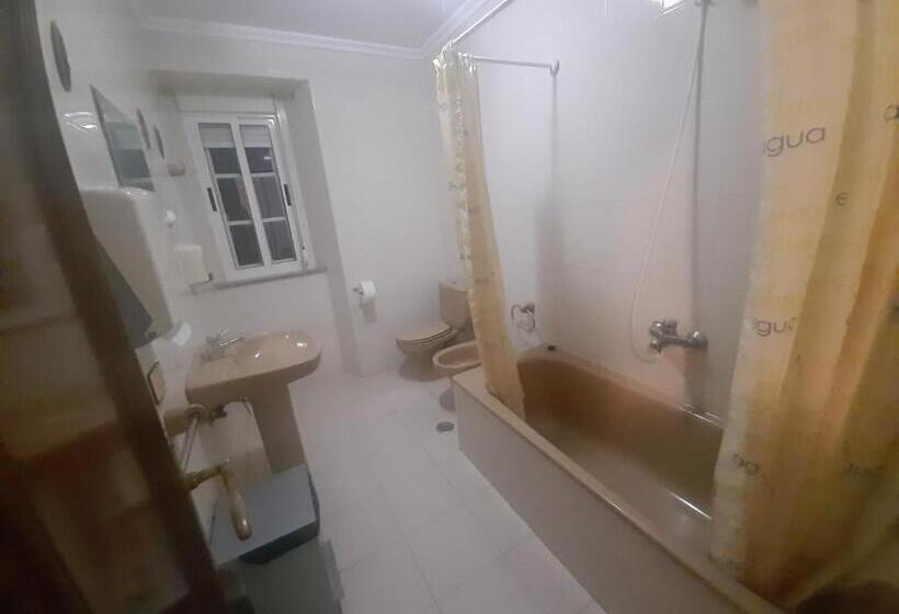 غرفة قياسية, Albergue Berce Do Camiño