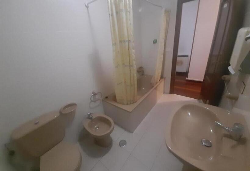 Четырехместный Номер Стандарт, Albergue Berce Do Camiño