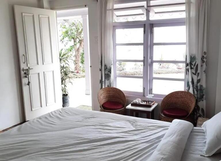 Номер Стандарт Вид на Сад, Aaravi Garden Homestay