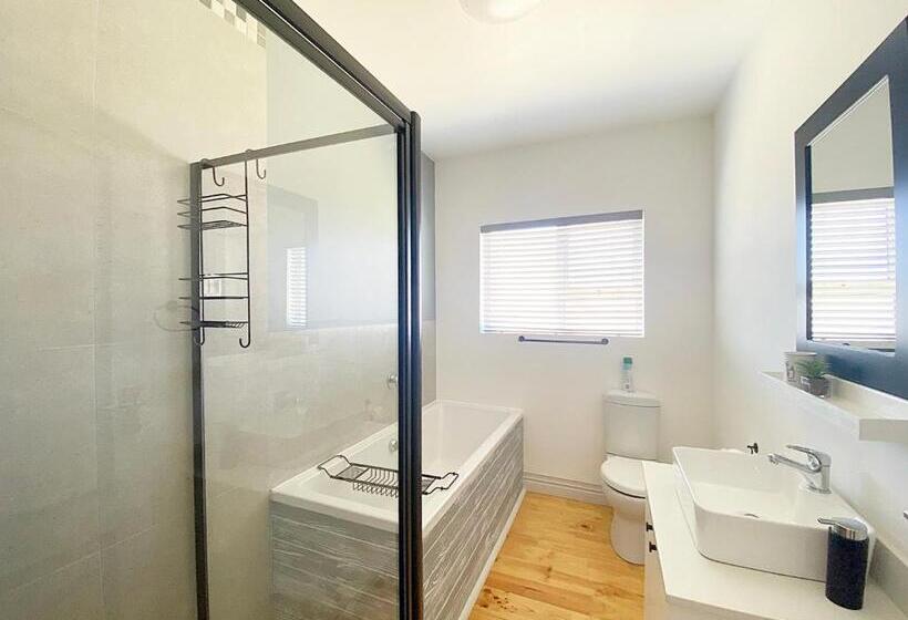 豪华房间, The Bucket List Guest House