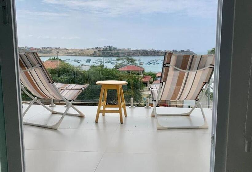 اتاق لوکس, Casa Lobster Bay