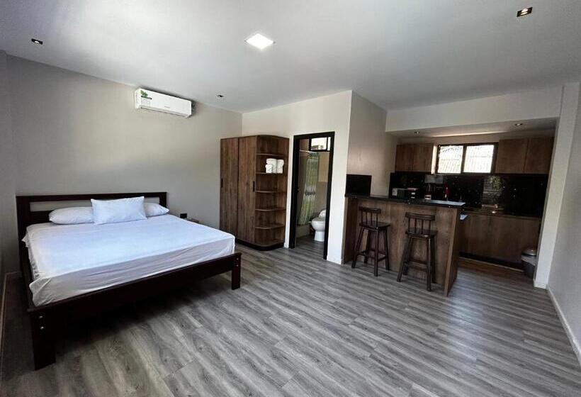 풀장 전망 스위트, Ocean Drive Lodge