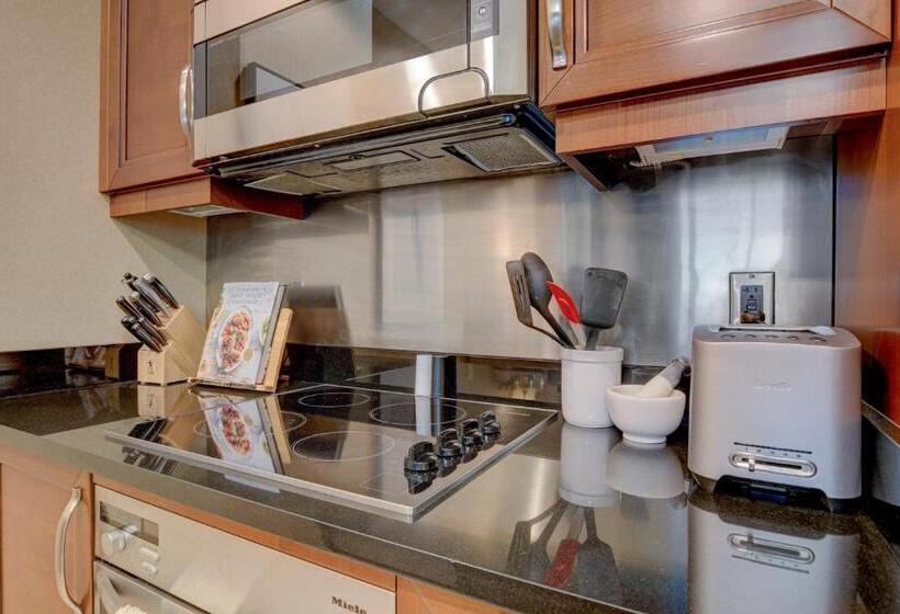 Люкс с Балконом, Luxe 1br 2bth Suite Mgm Signature Balcony