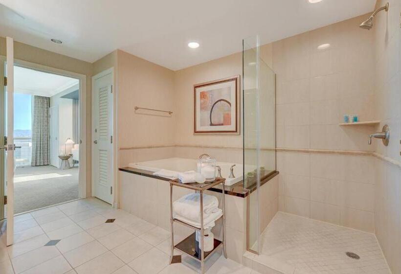 Люкс с Балконом, Luxe 1br 2bth Suite Mgm Signature Balcony