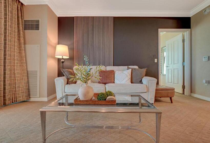 Люкс с Балконом, Luxe 1br 2bth Suite Mgm Signature Balcony