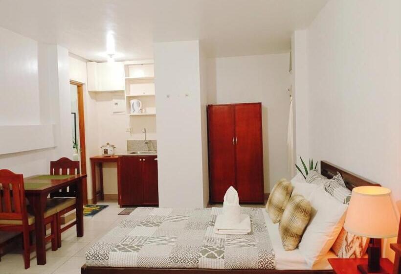 استودیوی استاندارد, Mariana Condotel