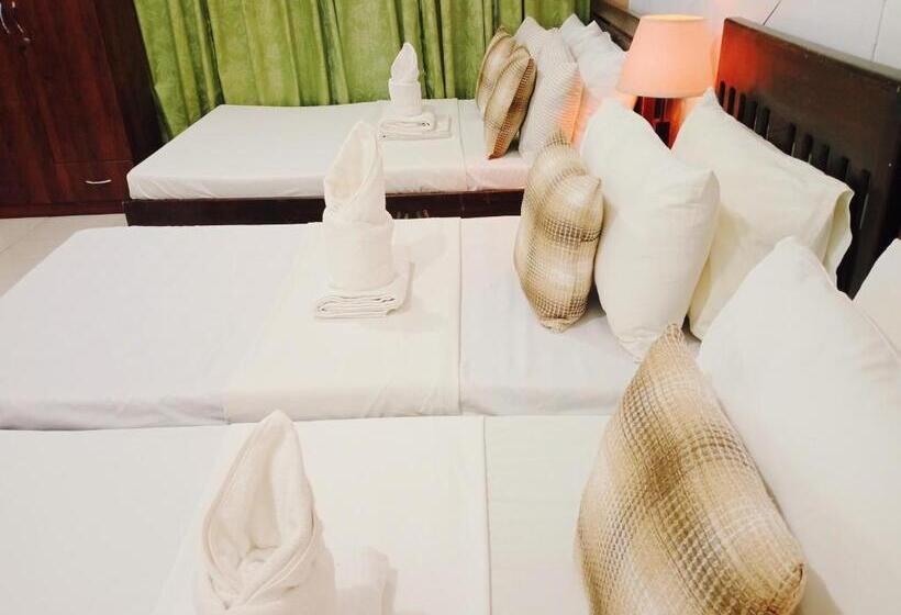 اتاق سوپریور چهار تخته, Mariana Condotel