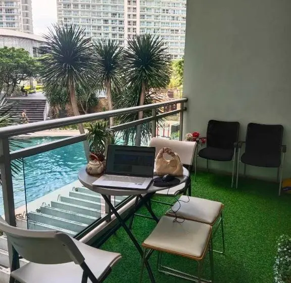 ファミリールーム, My Space At Azure Urban Resort Residences