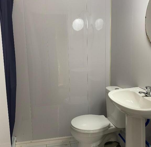 غرفة إقتصادية, Hostel Cala 816