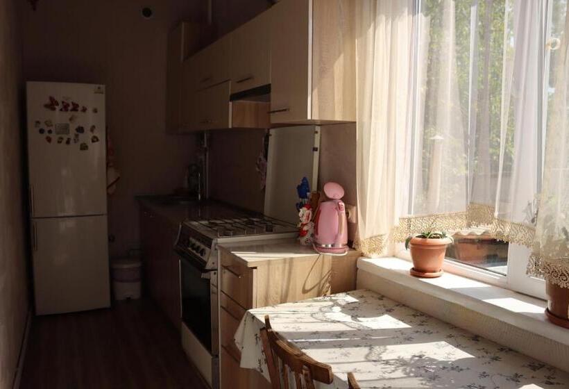 スタンダードトリプルルーム, Selina Guest House