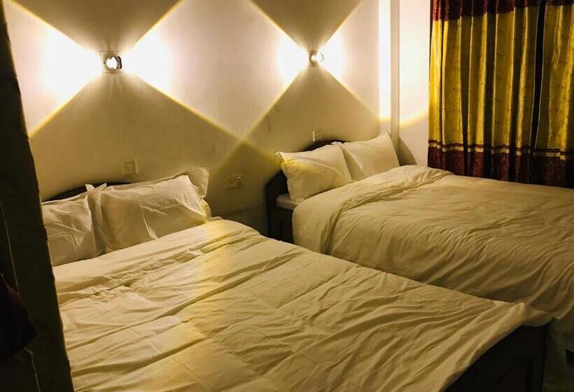 اتاق استاندارد چهار تخته, Baba Lodge芭芭小屋