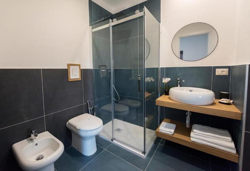 سوئیت با بالکن, Il Rubino Suites