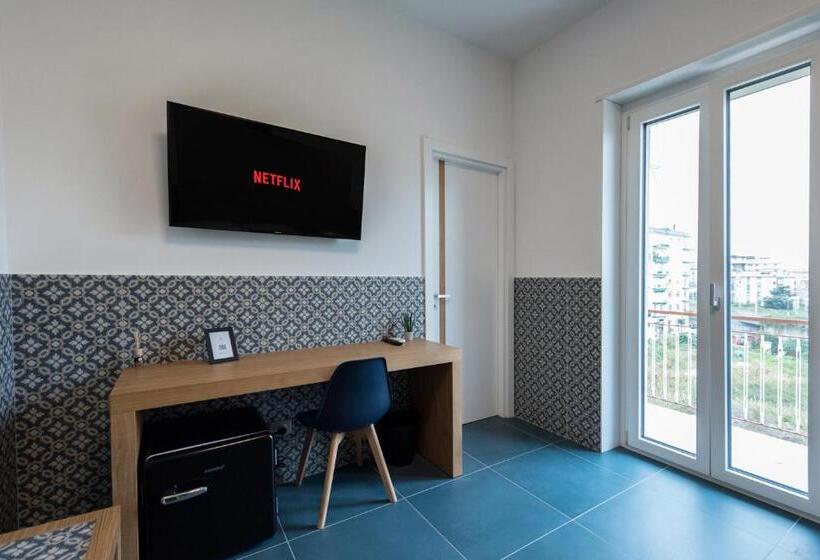 سوئیت با بالکن, Il Rubino Suites