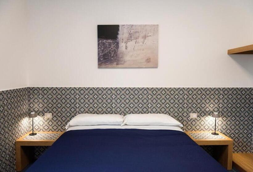 سوئیت با بالکن, Il Rubino Suites