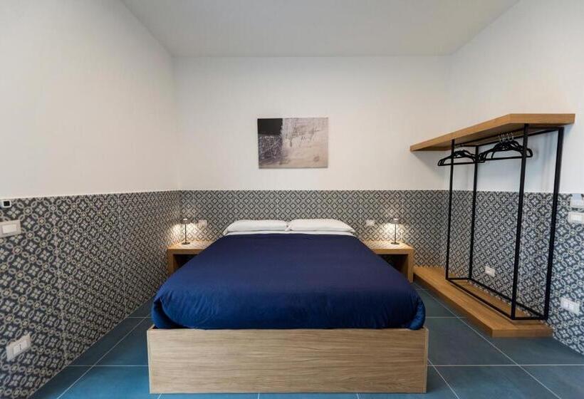 سوئیت با بالکن, Il Rubino Suites