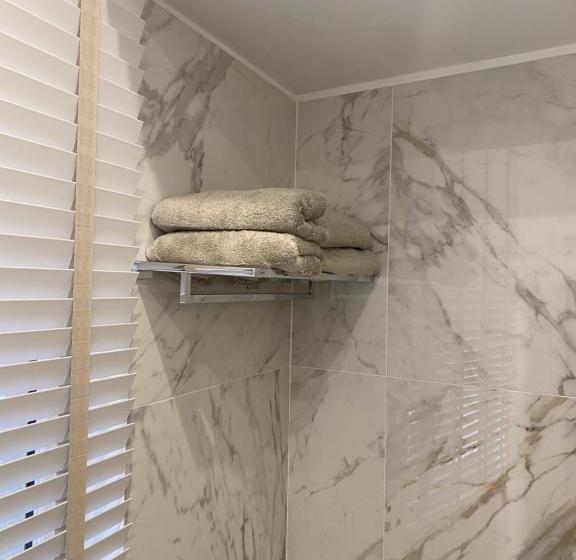 Номер Стандарт, Les Hortensias