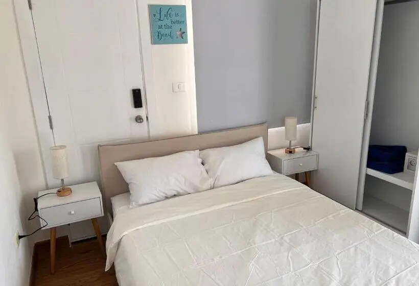 バルコニー付きスタンダードルーム, Emy House