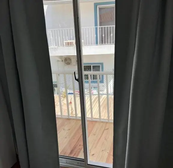 バルコニー付きスタンダードルーム, Emy House