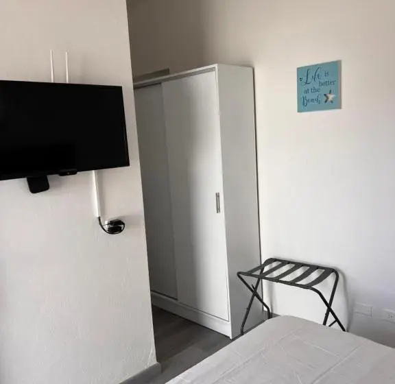 テラス付きスタンダードルーム, Emy House