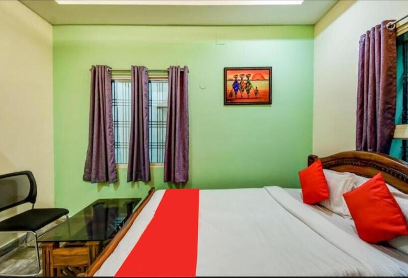 스탠다드 룸 킹사이즈 침대, Moon Light Premium Bhubaneswar
