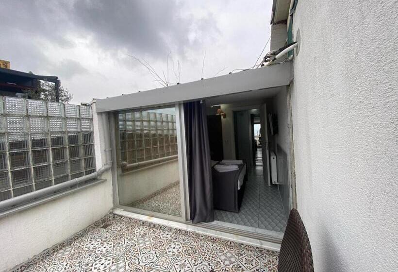 غرفة قياسية سرير كينج, Timex Suites