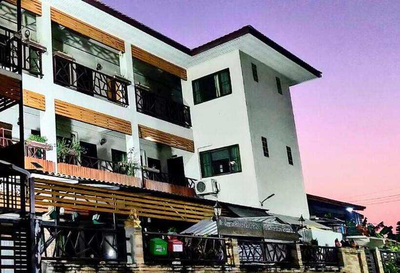 غرفة قياسية ثلاثية, Manu V House