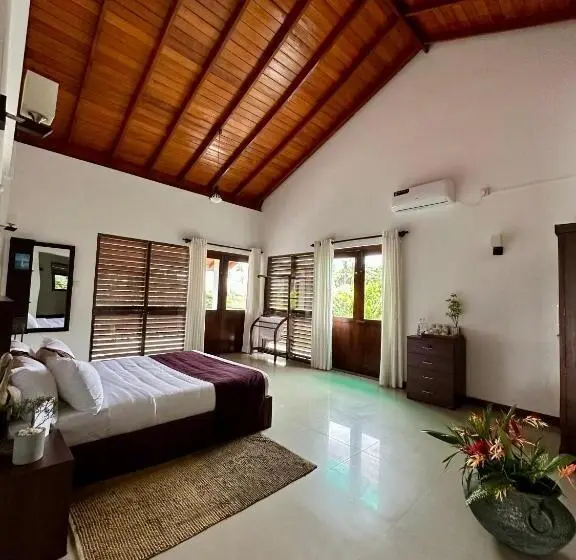 バルコニー付きデラックスルーム, Weligama House