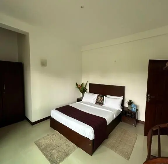 バス共有のスタンダードルーム, Weligama House