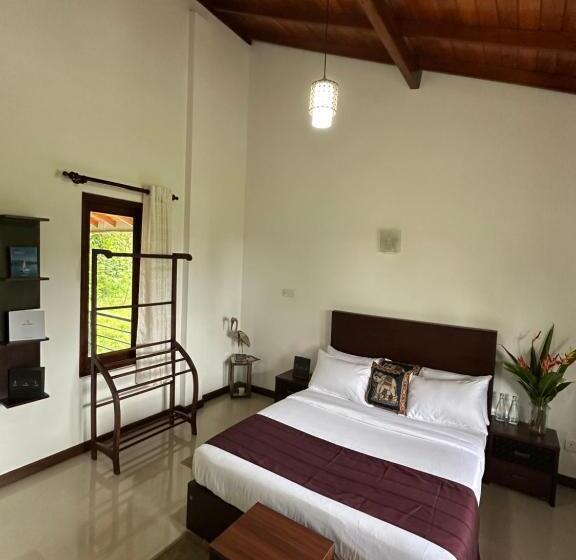 带共用浴室的标准房间, Weligama House