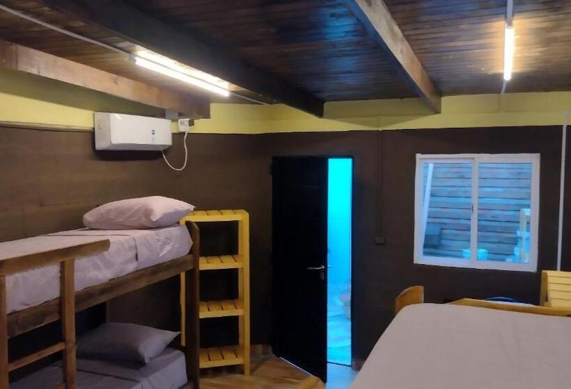 Кровать в Общей Комнате, Hostel Acogedor Cerca De Posadas