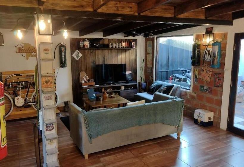 Кровать в Общей Комнате, Hostel Acogedor Cerca De Posadas