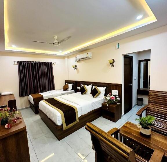 Семейный Номер, Navarathna Comforts