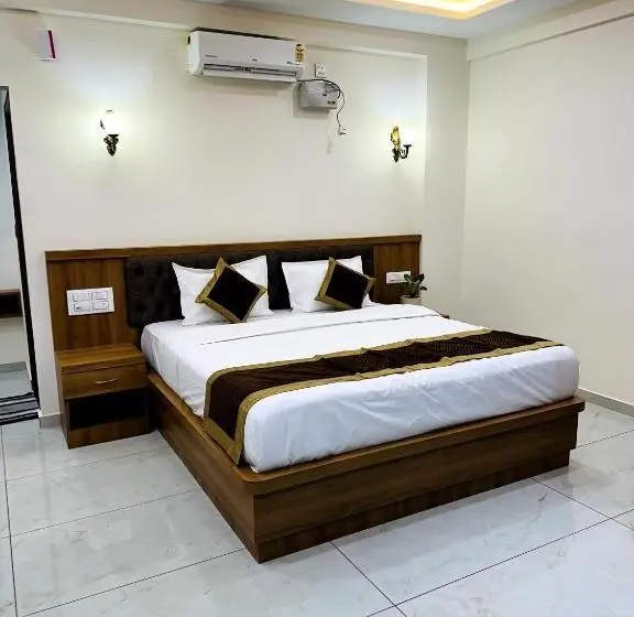 Deluxe-huone, Navarathna Comforts