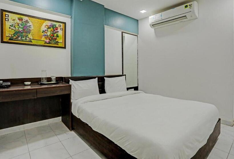 Трехместный Номер Классика, Oyo Pooja Palace