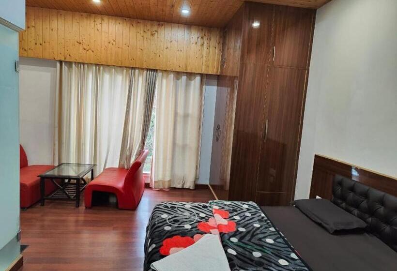 豪华房间, Solan Heaven